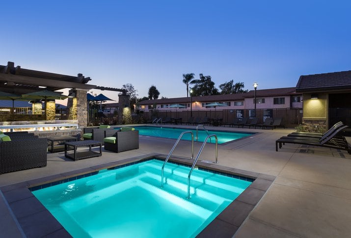 Avalon San Dimas exterior image
