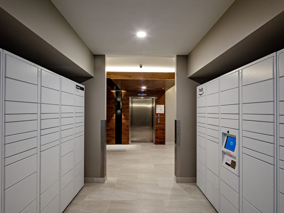 Amazon HUB package lockers for convenient, 24/7 delivery and pick up