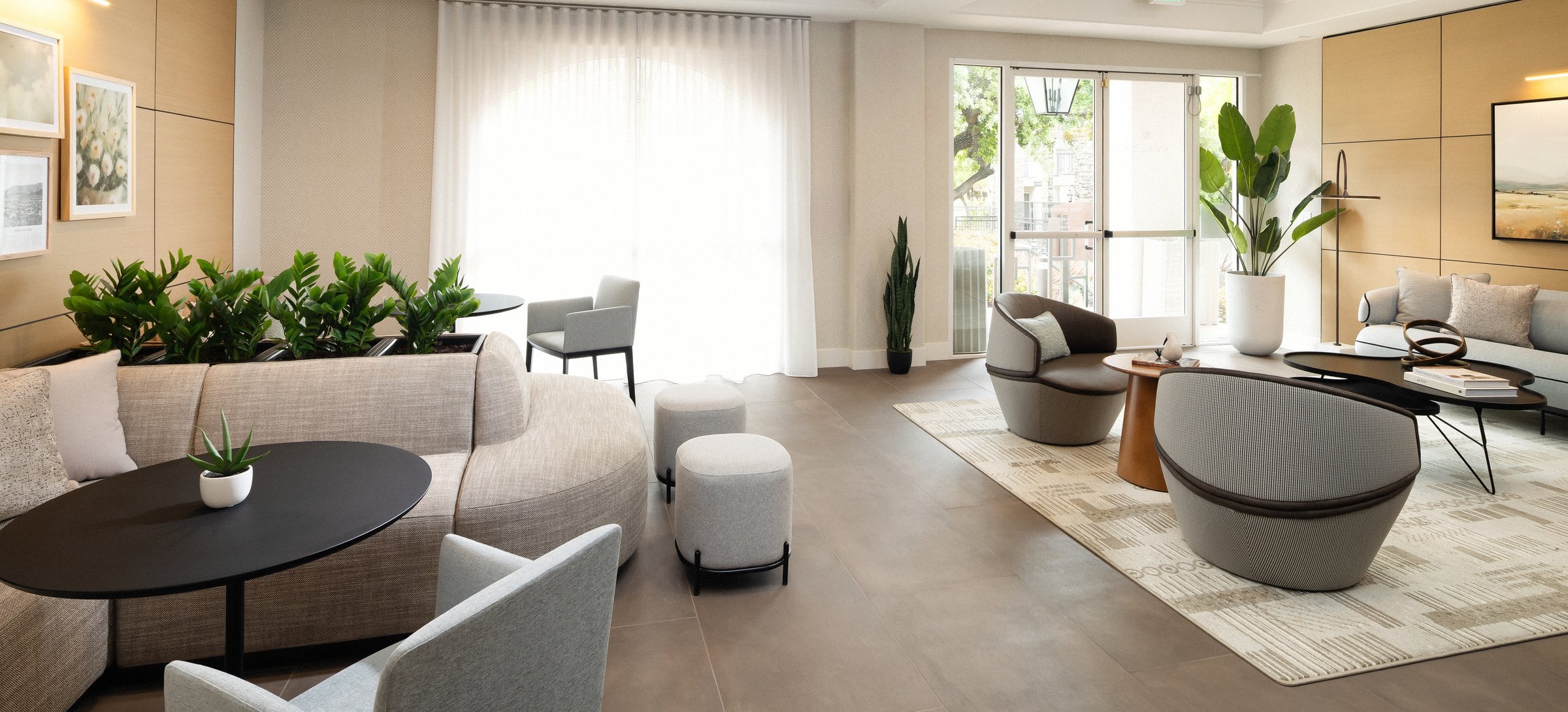 Avalon Thousand Oaks Plaza CA581 4.23.2025