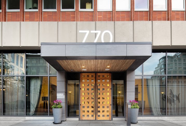 Avalon at Prudential Center exterior image
