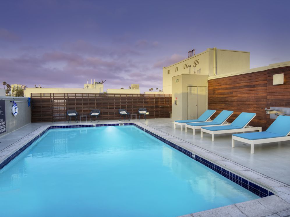 Rooftop Swimming Pool