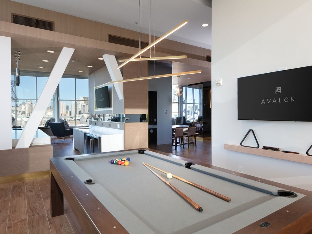 Lounge with game area (Phase I)