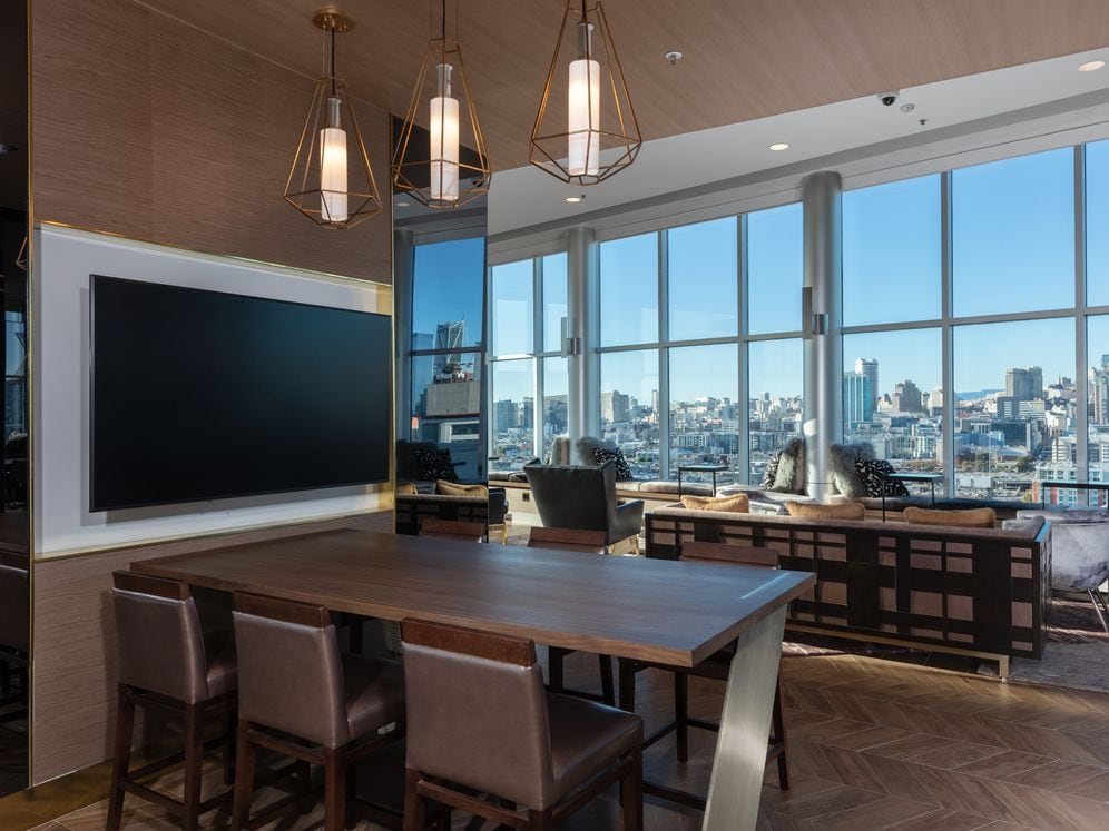Lounge with co-work spaces (Phase I)