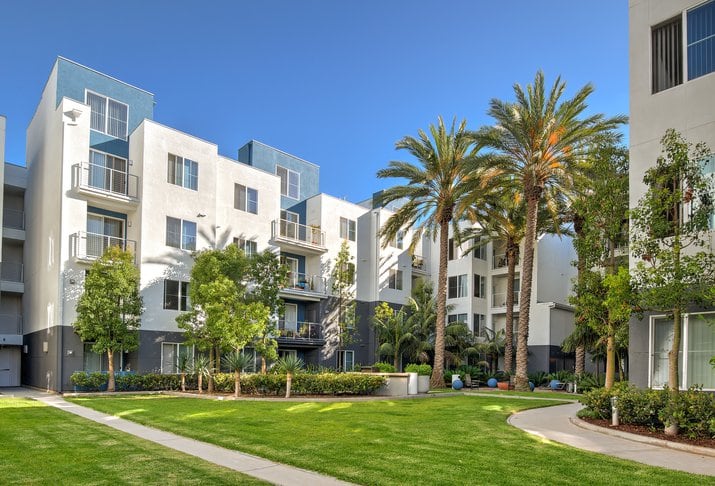Avalon Playa Vista Exterior