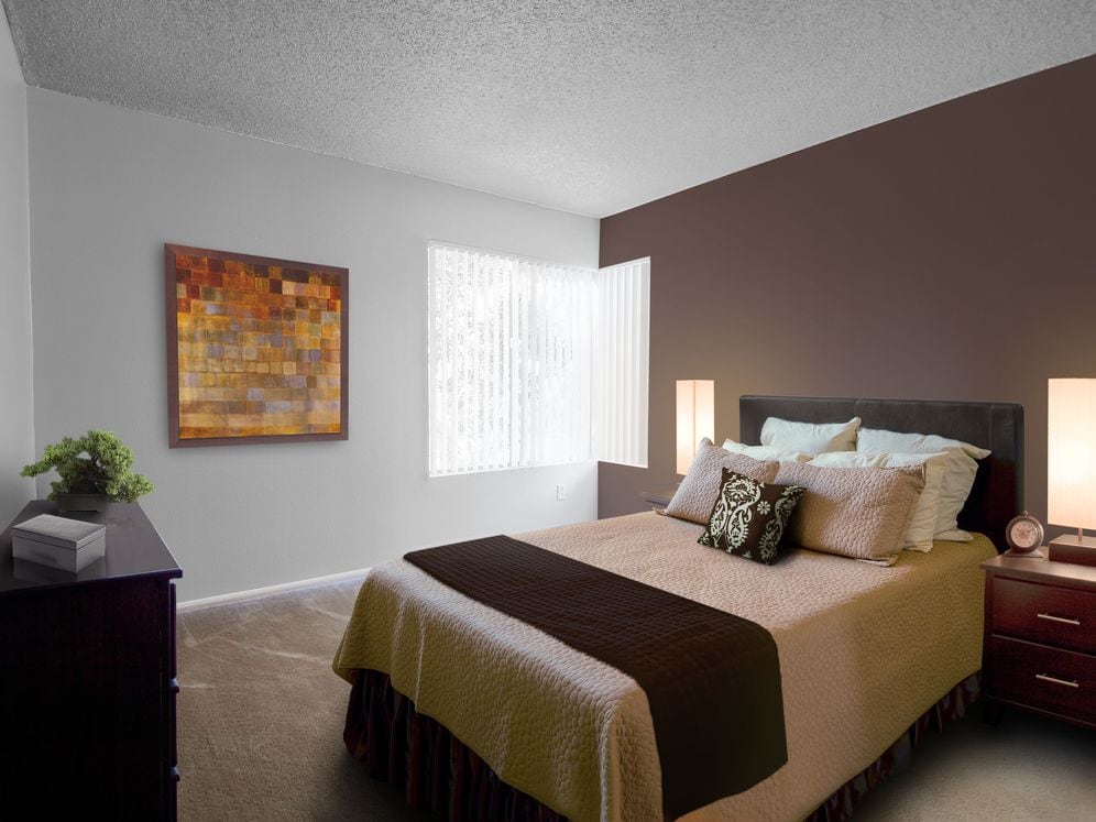 One bedroom master bedroom