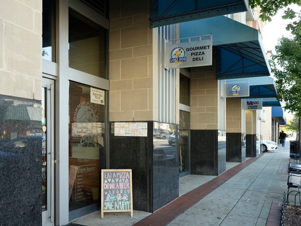 On-site retail and dining options