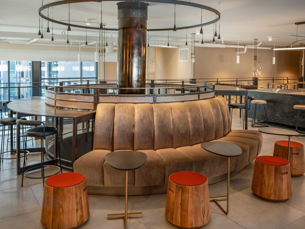 Mezzanine lounge area