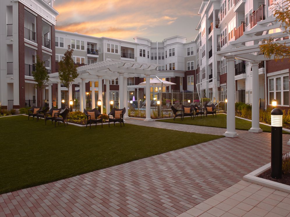 Courtyard with lounge seating
