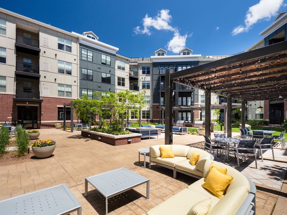 Outdoor lounge and courtyard