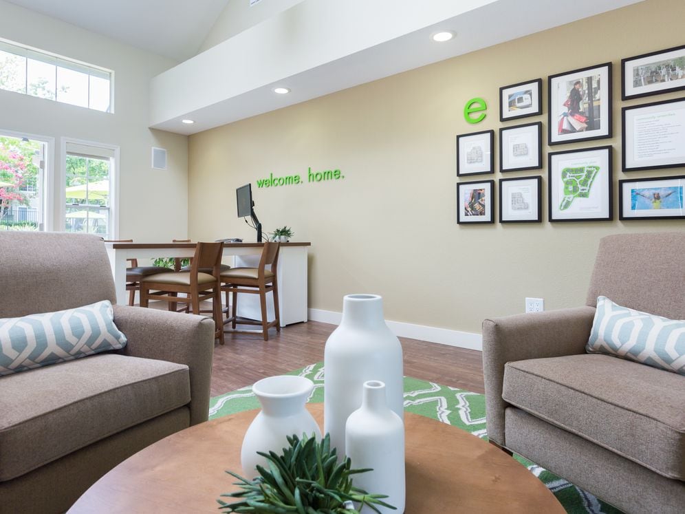 Leasing Center