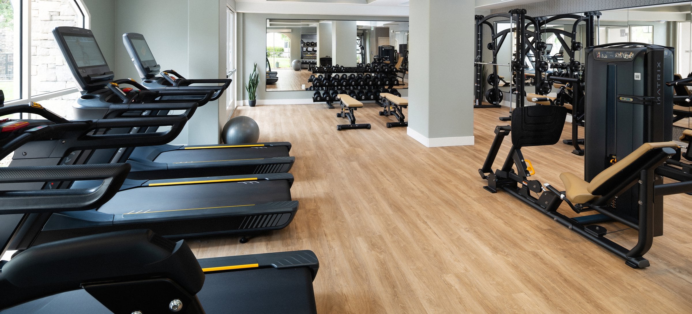 Avalon Thousand Oaks Plaza CA581 4.23.2025