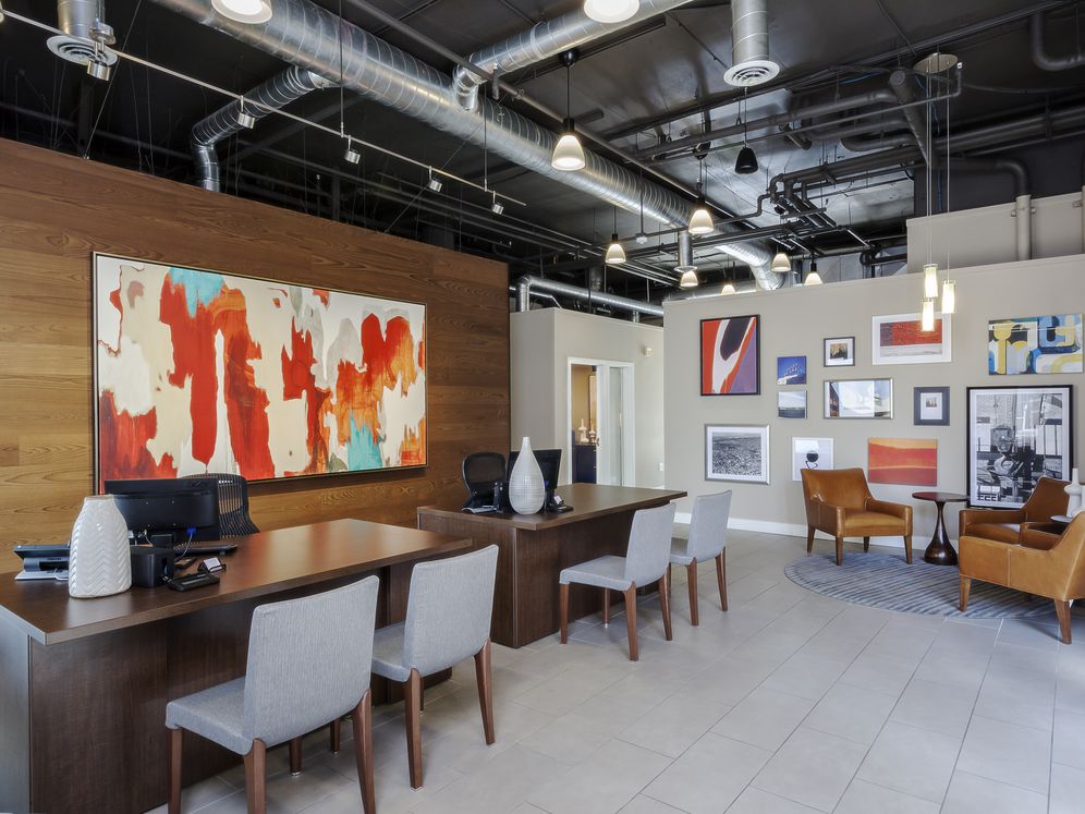 Leasing Center