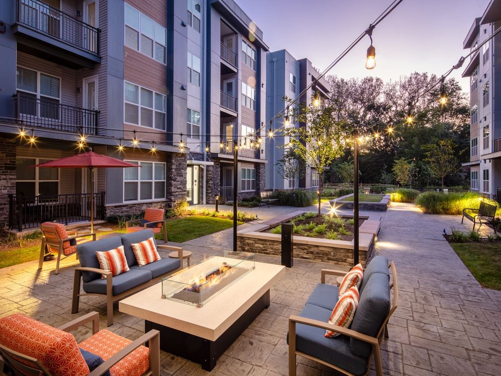 Outdoor lounge