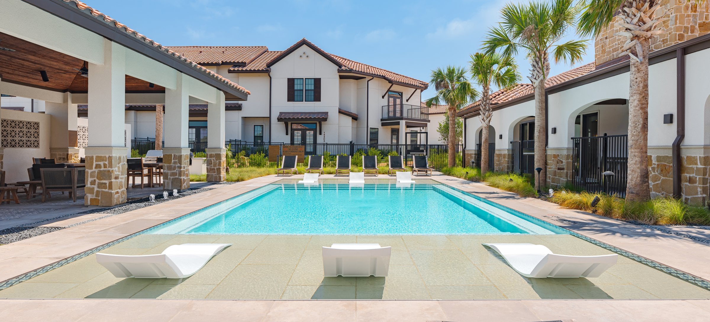 Avalon Townhomes at Bee Cave TX006