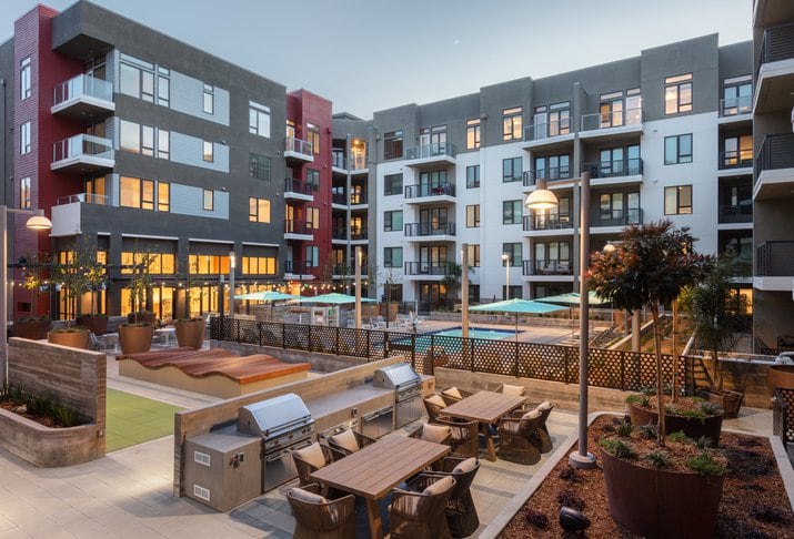 Avalon Yonkers exterior image