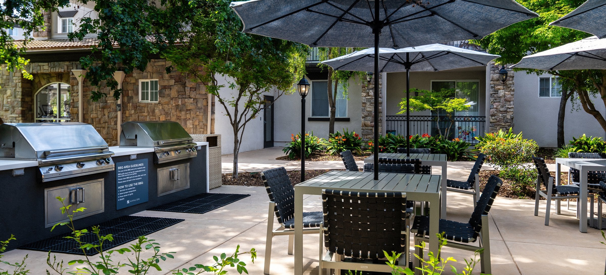 Avalon Thousand Oaks Plaza CA581 4.23.2025