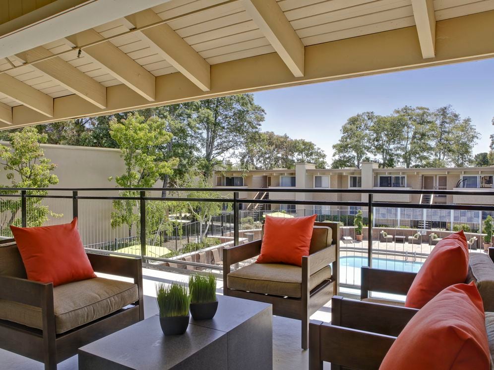 Outdoor Lounge