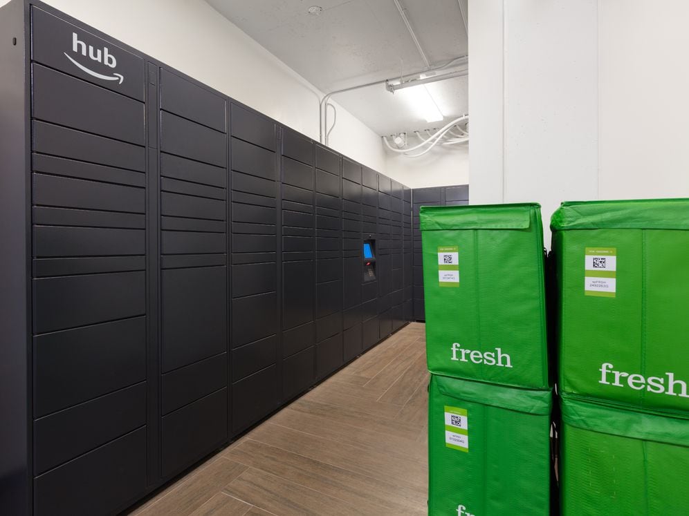 Amazon package HUB