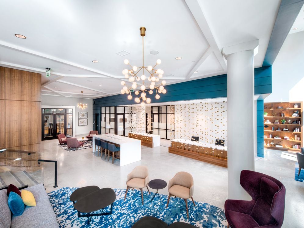 Leasing Office/Lobby