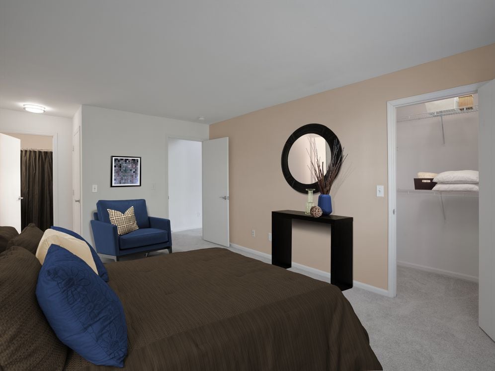 Bedroom with carpet