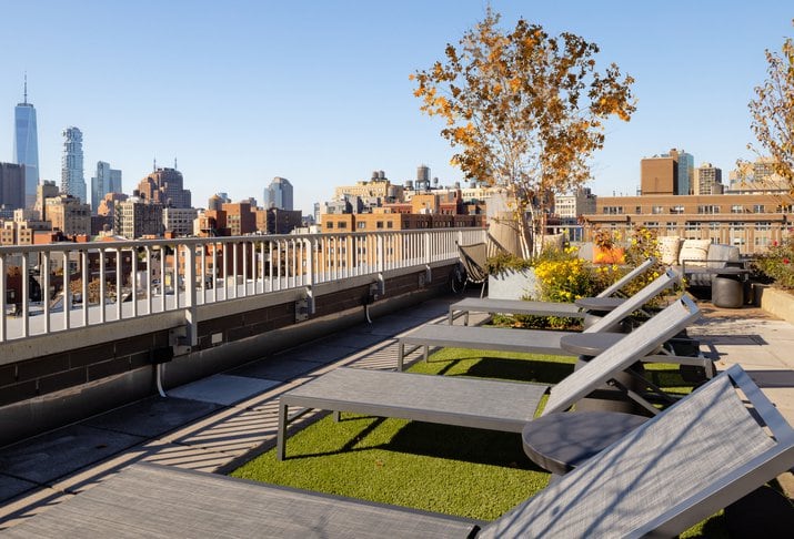 Avalon Bowery Place exterior image