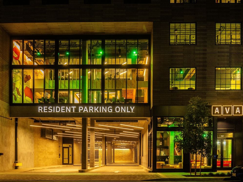 Parking garage